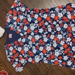 Floral scrub top large